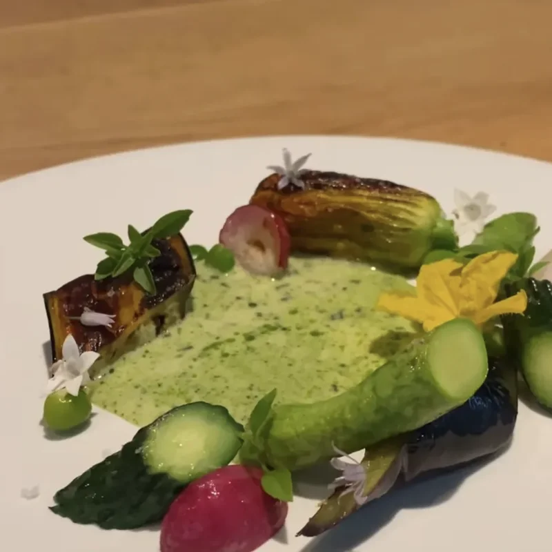 畑の野菜とハーブ/宍道湖の蜆/木次乳業のチーズ